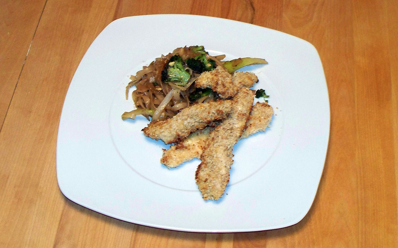 Recette de poulet aux touches asiatiques sur nouilles de riz